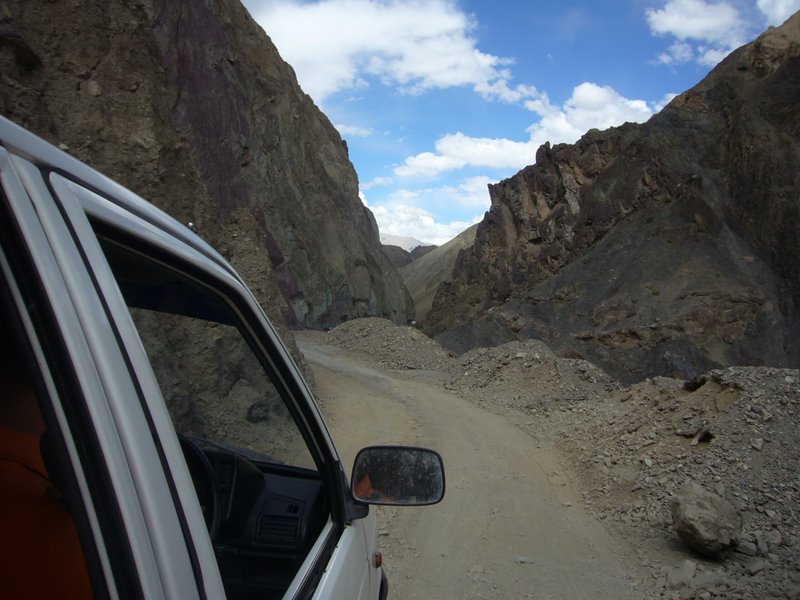 Travel - India - Ladakh - Rented Car - Back to Leh